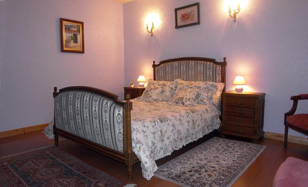 Bed and Breakfast Les Etangs de Pitié Mellionnec Zimmer foto
