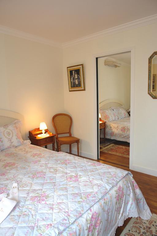Bed and Breakfast Les Etangs de Pitié Mellionnec Zimmer foto