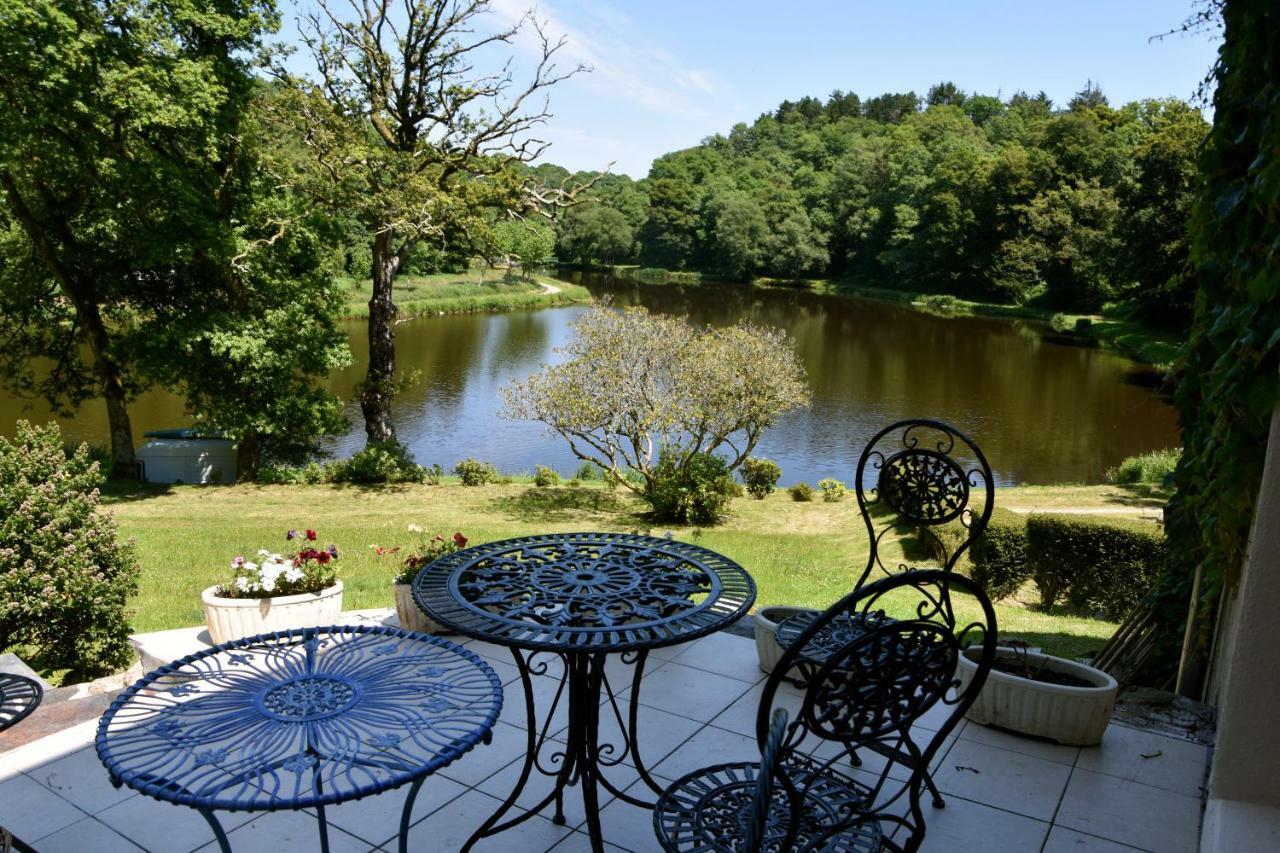Bed and Breakfast Les Etangs de Pitié Mellionnec Exterior foto